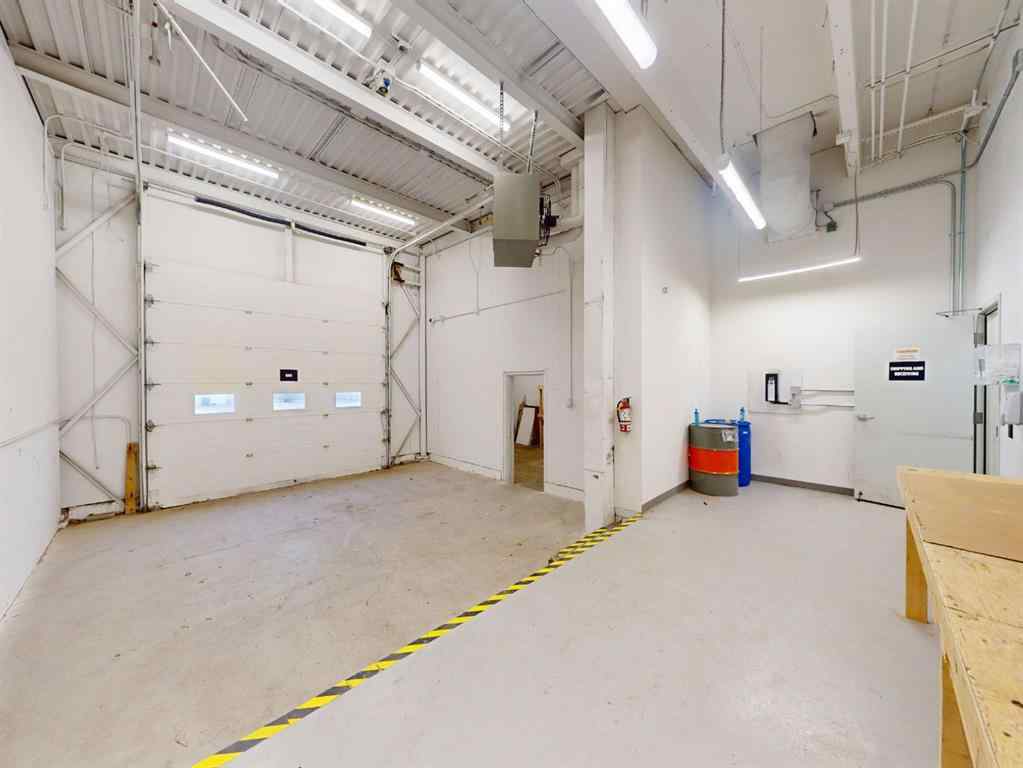MLS® A2221796 - 4013 Brandon Street SE in Manchester Industrial Calgary, Commercial