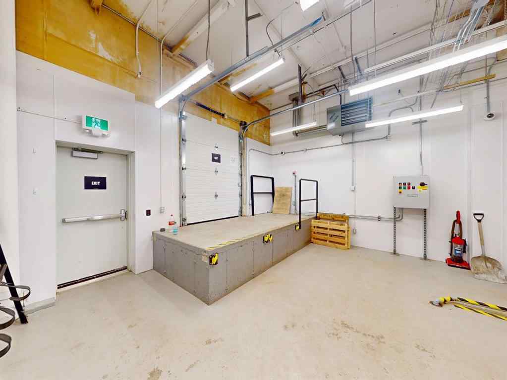 MLS® A2221796 - 4013 Brandon Street SE in Manchester Industrial Calgary, Commercial
