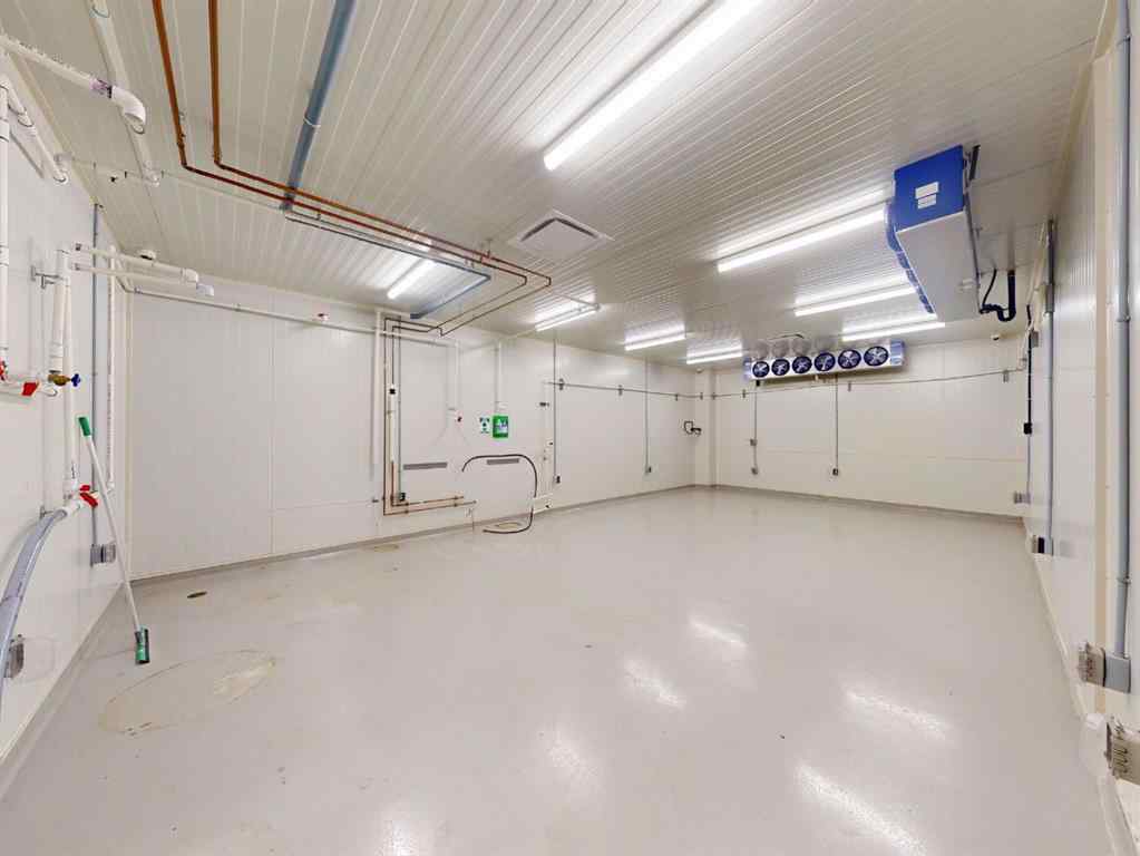 MLS® A2221796 - 4013 Brandon Street SE in Manchester Industrial Calgary, Commercial