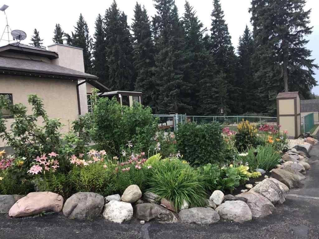 MLS® A2221814 - 3318 Township Road 400   in NONE Rural Lacombe County, Residential
