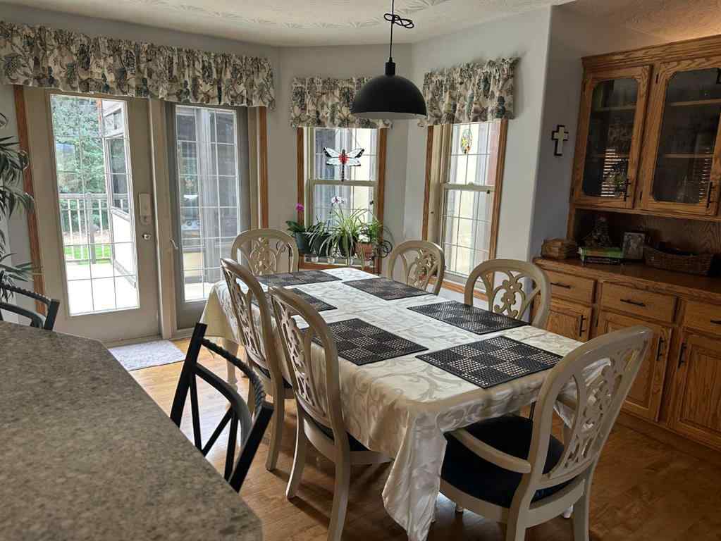 MLS® A2221814 - 3318 Township Road 400   in NONE Rural Lacombe County, Residential