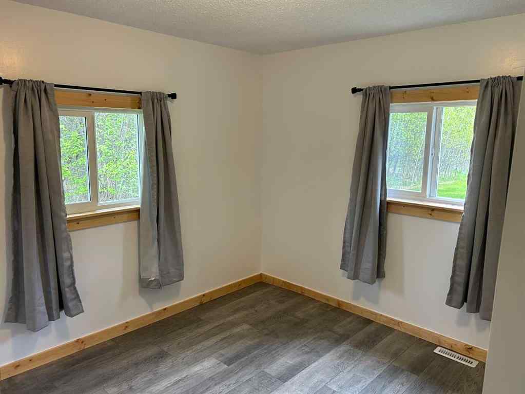 MLS® A2221825 - 54,52 1st Avenue  in NONE Faust, Residential