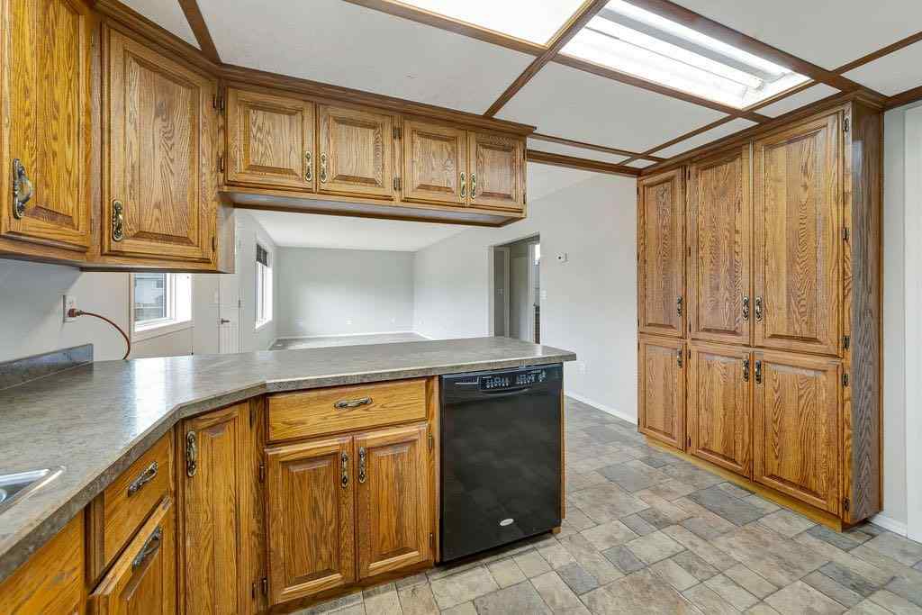 MLS® A2221876 - 201 3 Avenue E   in NONE Neilburg, Residential