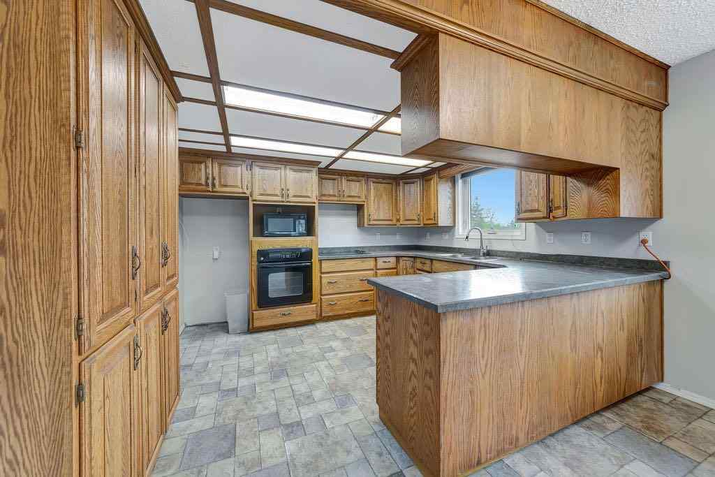 MLS® A2221876 - 201 3 Avenue E   in NONE Neilburg, Residential