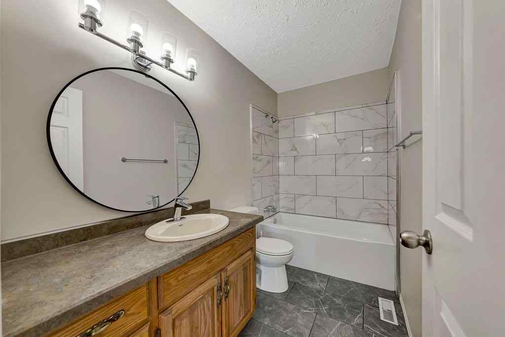 MLS® A2221876 - 201 3 Avenue E   in NONE Neilburg, Residential
