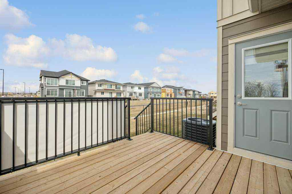 MLS® A2221906 - 102 South Shore Court  in South Shores Chestermere, Residential
