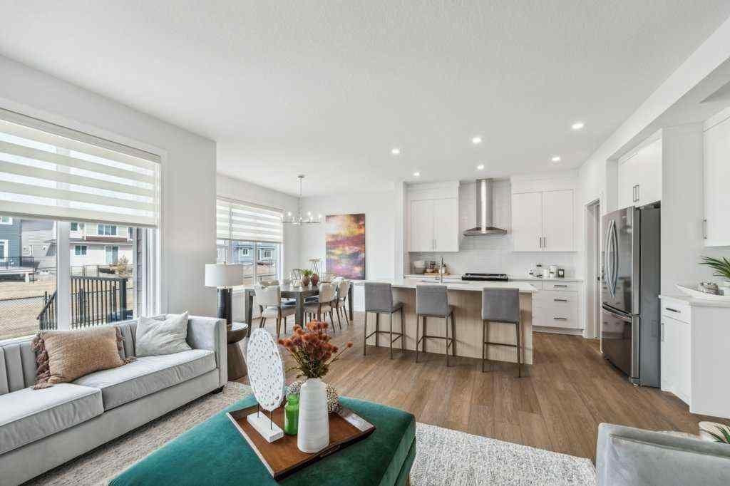MLS® A2221906 - 102 South Shore Court  in South Shores Chestermere, Residential