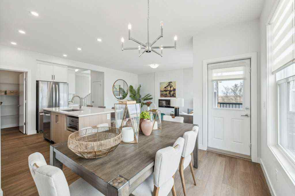 MLS® A2221906 - 102 South Shore Court  in South Shores Chestermere, Residential