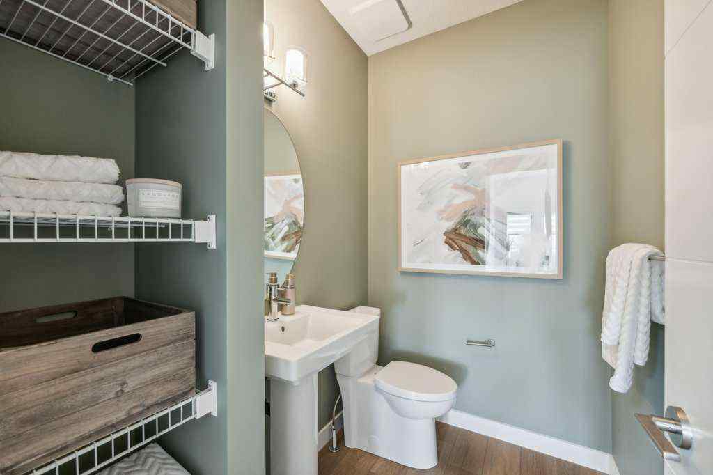 MLS® A2221906 - 102 South Shore Court  in South Shores Chestermere, Residential