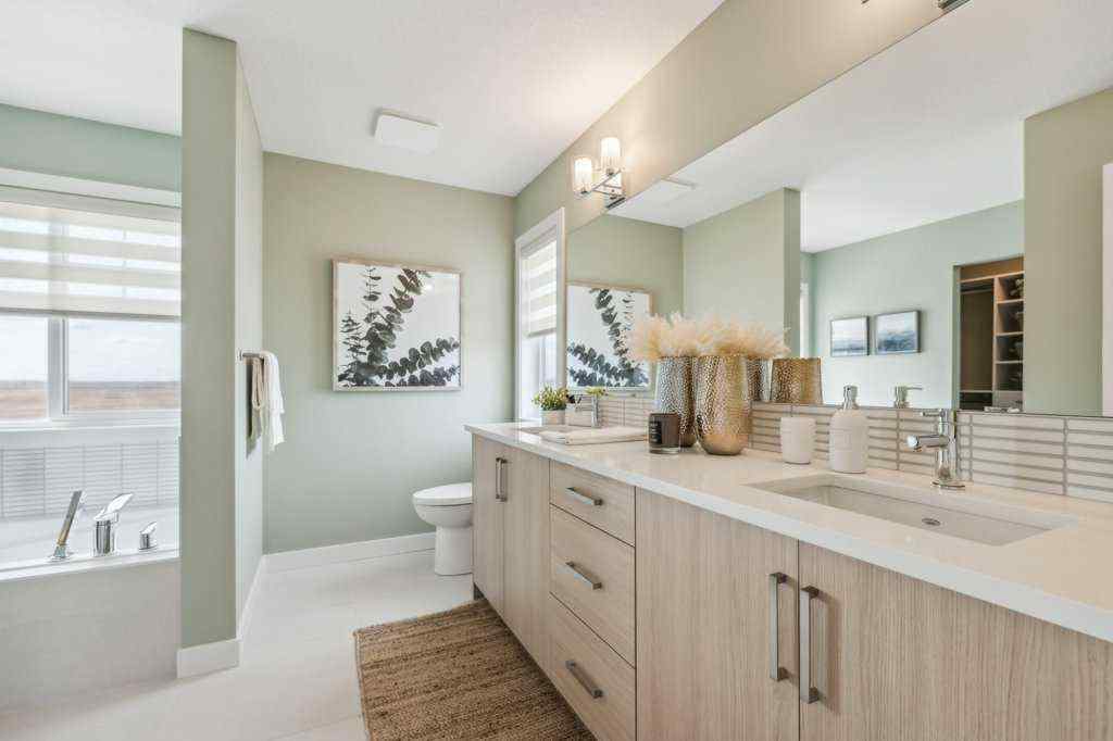 MLS® A2221906 - 102 South Shore Court  in South Shores Chestermere, Residential