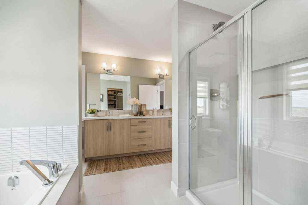 MLS® A2221906 - 102 South Shore Court  in South Shores Chestermere, Residential