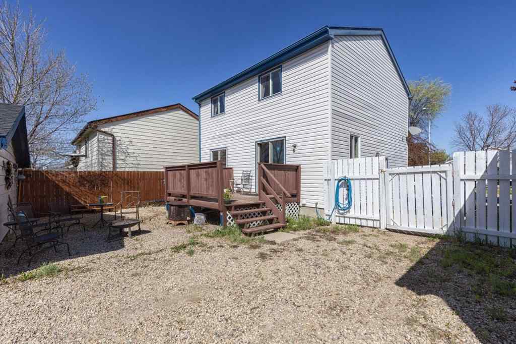 MLS® A2221928 - 105 Bird Crescent  in Thickwood Fort McMurray, Residential