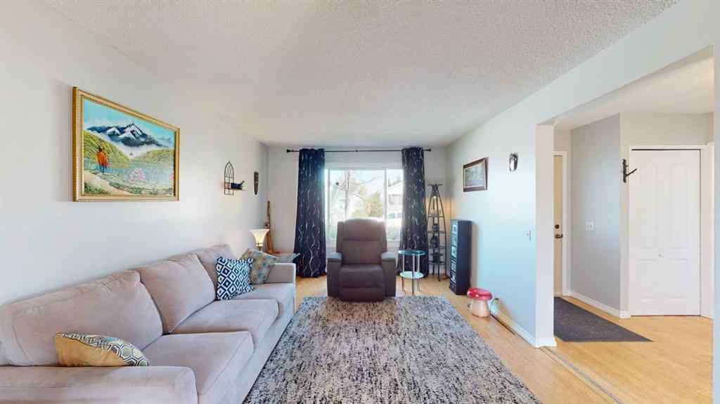 MLS® A2221928 - 105 Bird Crescent  in Thickwood Fort McMurray, Residential