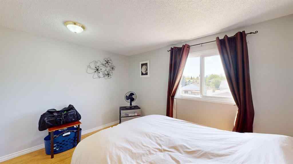 MLS® A2221928 - 105 Bird Crescent  in Thickwood Fort McMurray, Residential