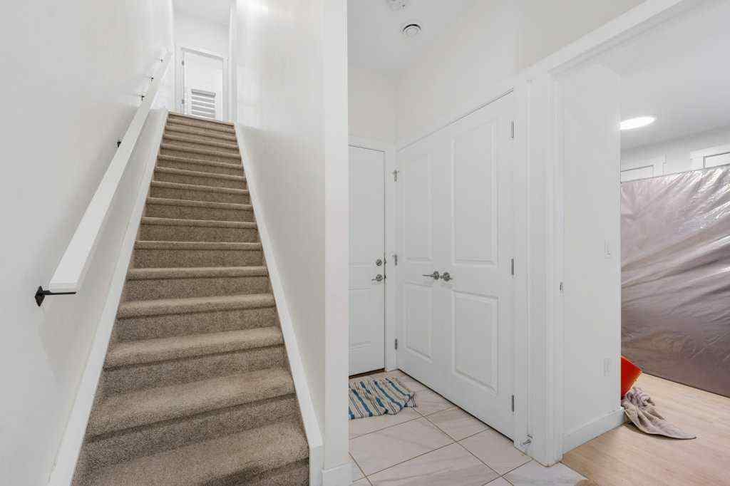MLS® A2221936 - Unit #304 33 Merganser Drive W in Chelsea_CH Chestermere, Residential