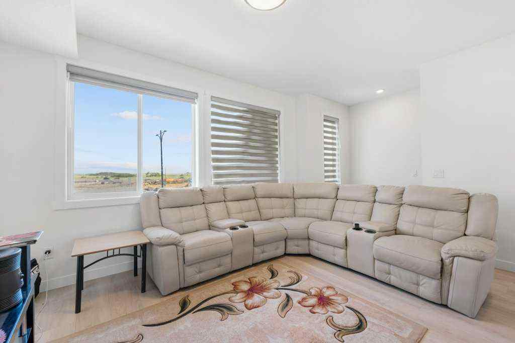MLS® A2221936 - Unit #304 33 Merganser Drive W in Chelsea_CH Chestermere, Residential
