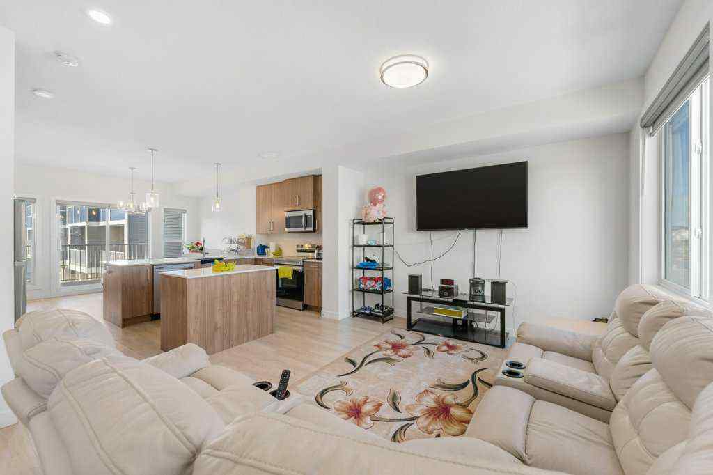 MLS® A2221936 - Unit #304 33 Merganser Drive W in Chelsea_CH Chestermere, Residential
