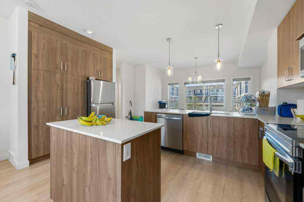 MLS® A2221936 - Unit #304 33 Merganser Drive W in Chelsea_CH Chestermere, Residential