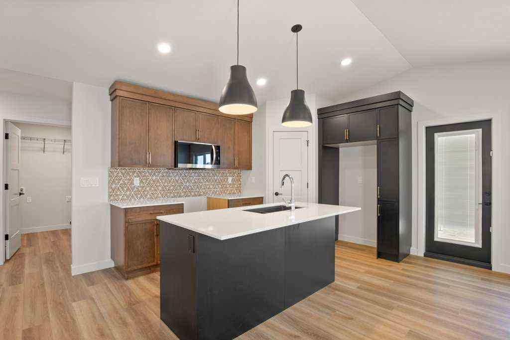 MLS® A2221980 - 154 Norseman Close  in Oxford Landing Penhold, Residential