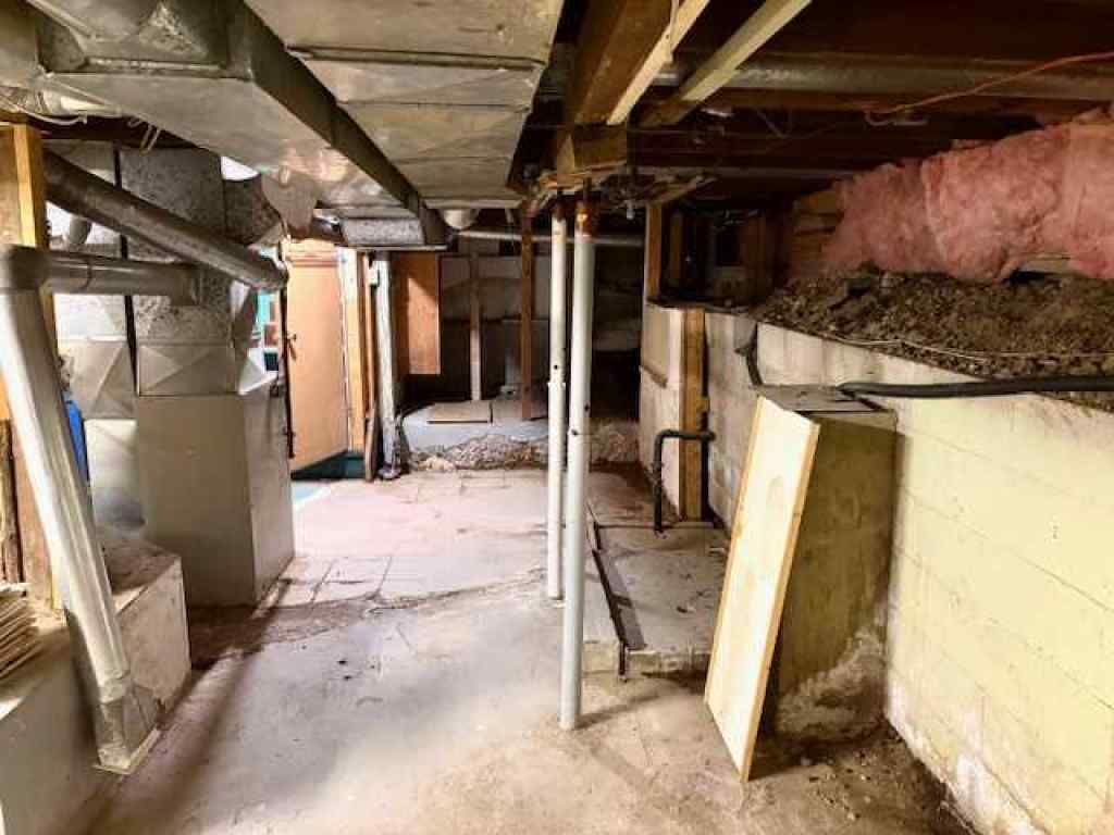 MLS® A2222006 - 1316 Dinosaur Trail  in Midland Drumheller, Residential