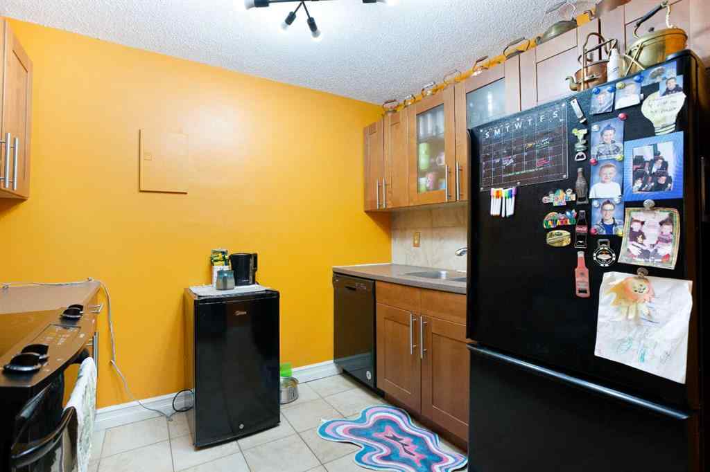 MLS® A2222017 - Unit #208 4944 Dalton Drive NW in Dalhousie Calgary, Residential