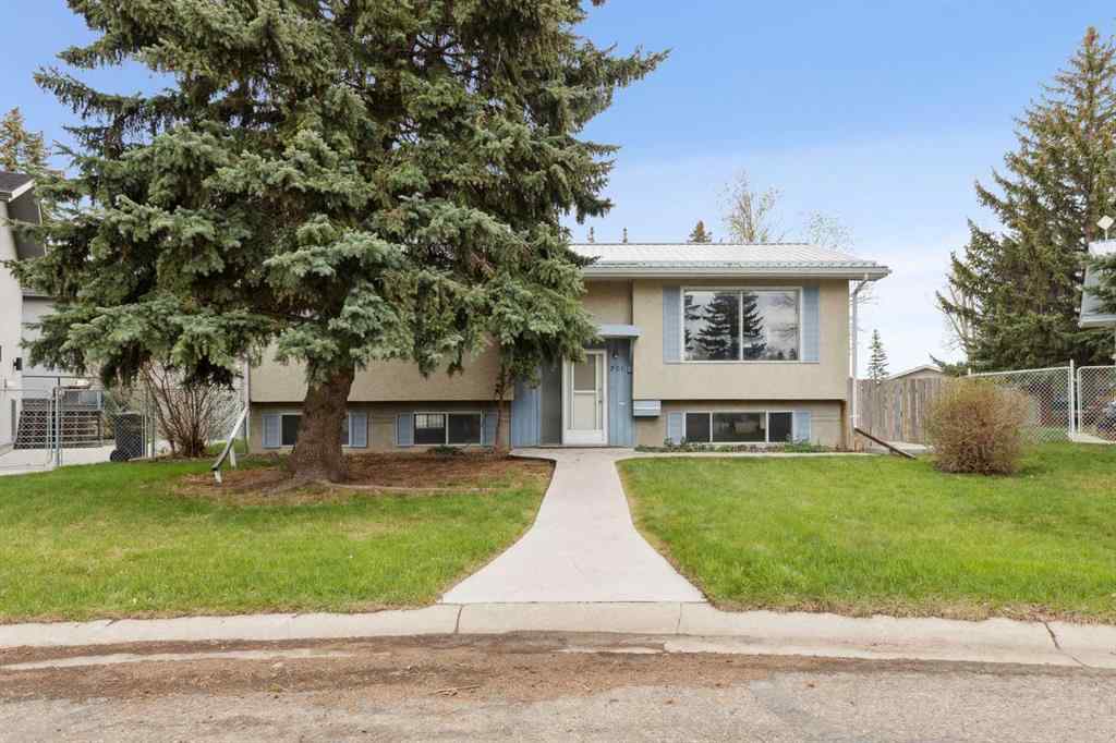 MLS® A2222022 - 201 11 Avenue SW in Old Rodeo Grounds High River, Residential