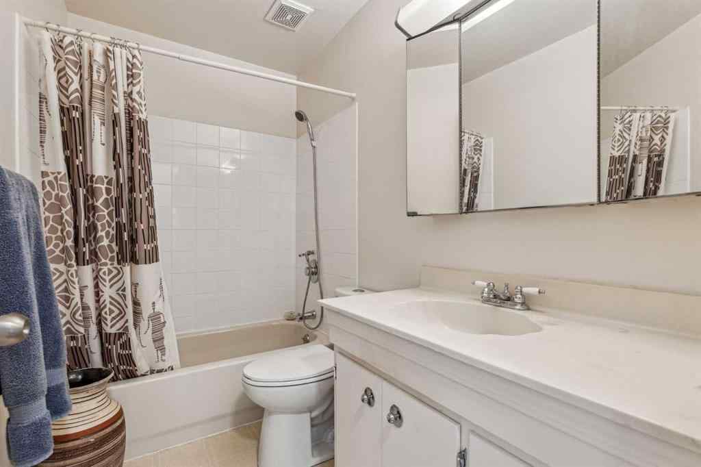 MLS® A2222022 - 201 11 Avenue SW in Old Rodeo Grounds High River, Residential