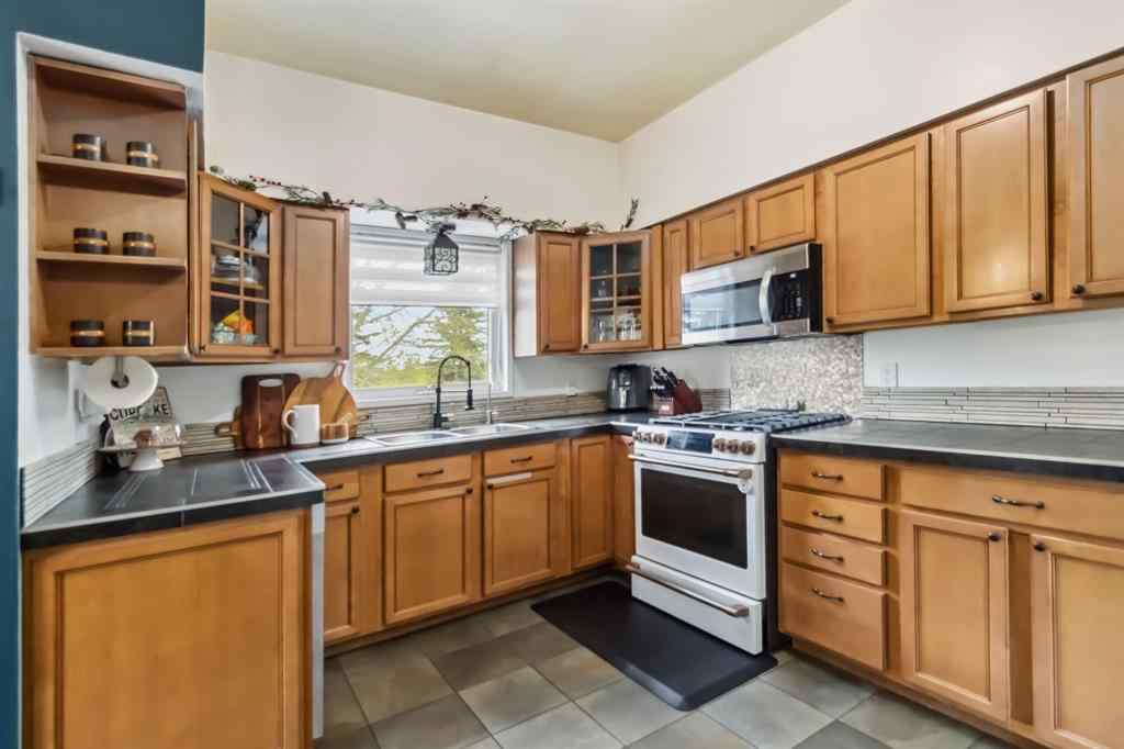 MLS® A2222075 - 189 Brooks Place  in Timberlea Fort McMurray, Residential