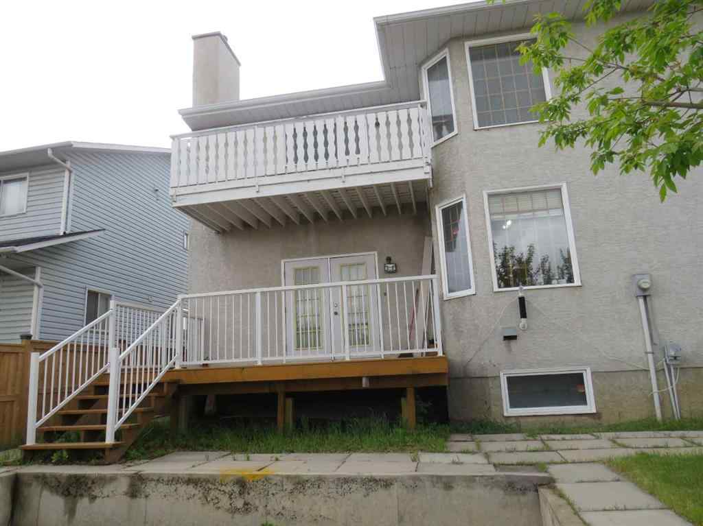 MLS® A2222080 - 63 La Valencia Gardens NE in Monterey Park Calgary, Residential
