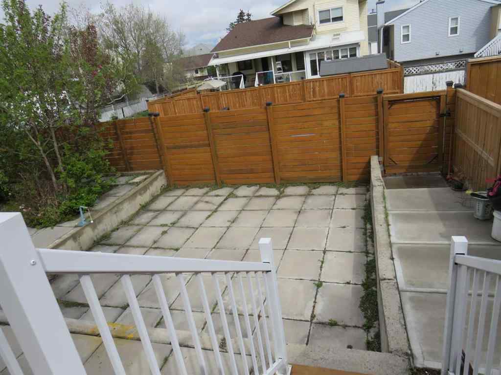 MLS® A2222080 - 63 La Valencia Gardens NE in Monterey Park Calgary, Residential