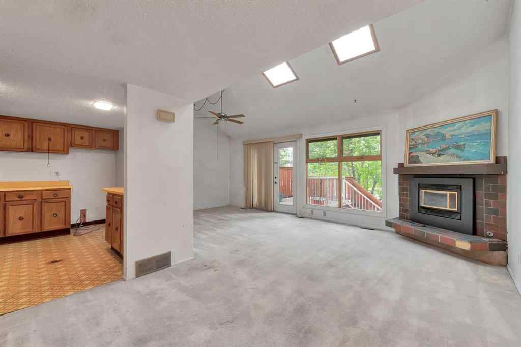 MLS® A2222082 - Unit #23 2225 Oakmoor Drive SW in Palliser Calgary, Residential