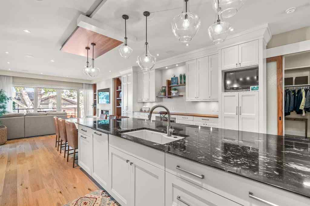 MLS® A2222099 - 4322 4A Street SW in Elboya Calgary, Residential