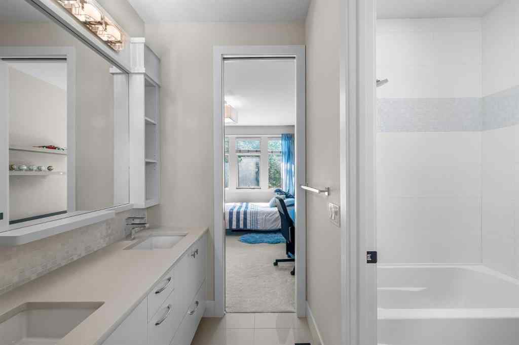 MLS® A2222099 - 4322 4A Street SW in Elboya Calgary, Residential