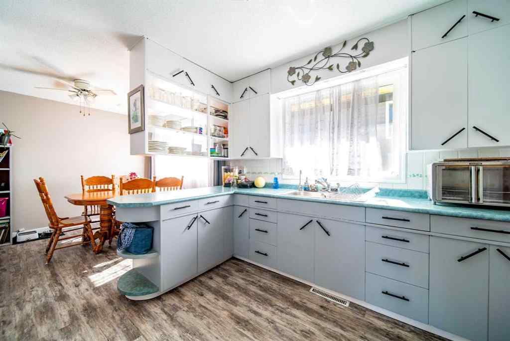 MLS® A2222107 - 101 11 Street  in Wainwright Wainwright, Residential