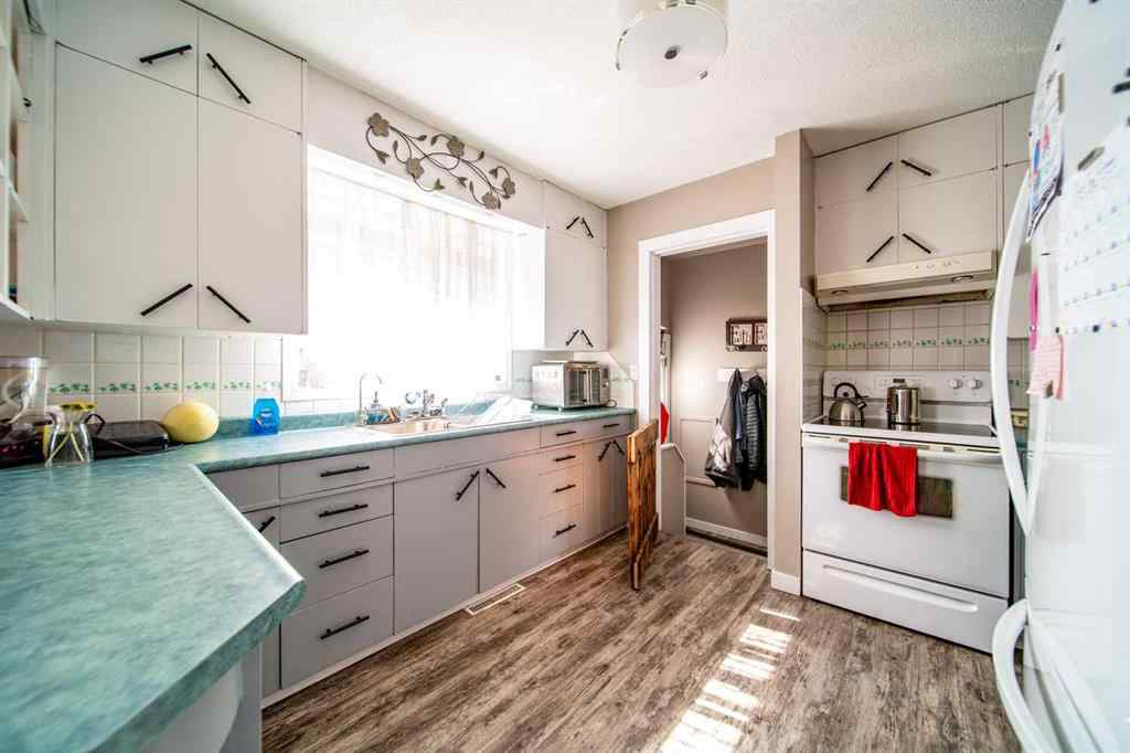 MLS® A2222107 - 101 11 Street  in Wainwright Wainwright, Residential