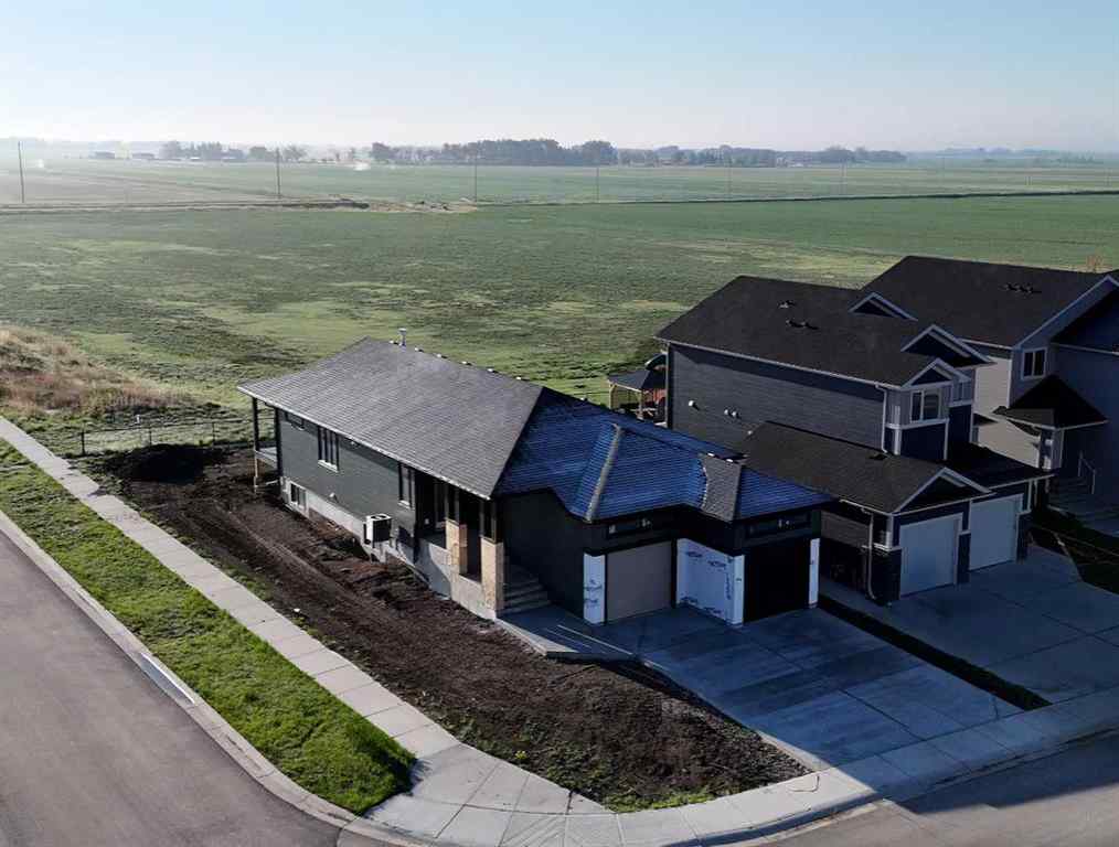 MLS® A2222108 - 1712 Sixmile View S in Southgate Lethbridge, Residential