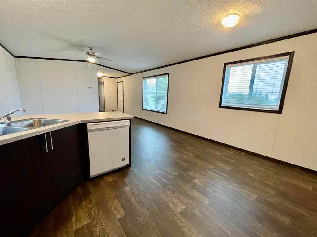 MLS® A2222132 - Unit #33 1609 14 Street  in Wainwright Wainwright, Mobile