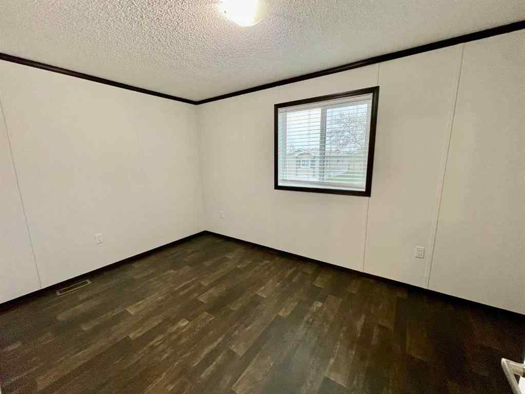 MLS® A2222132 - Unit #33 1609 14 Street  in Wainwright Wainwright, Mobile