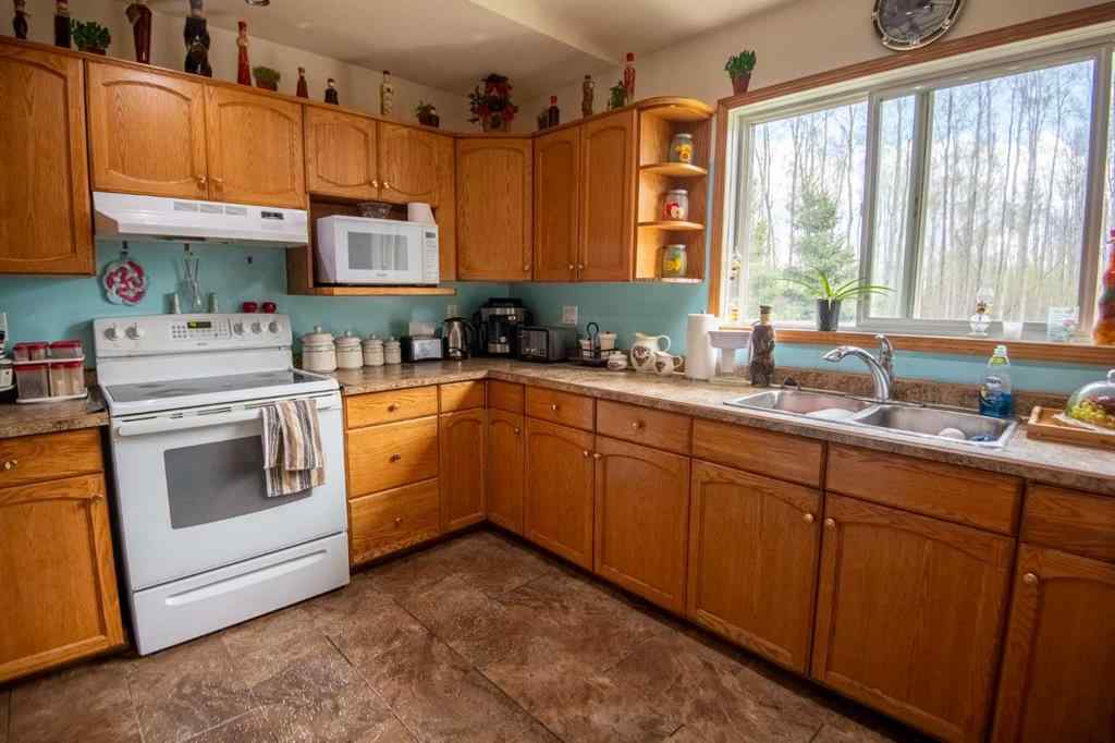 MLS® A2222135 - 109559 Range Road 132   in NONE Rural Mackenzie County, Residential
