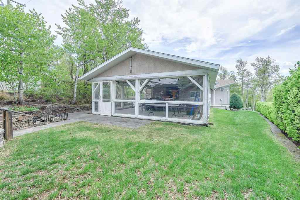MLS® A2222165 - 39145 HWY 20 Highway  in NONE Sylvan Lake, Commercial