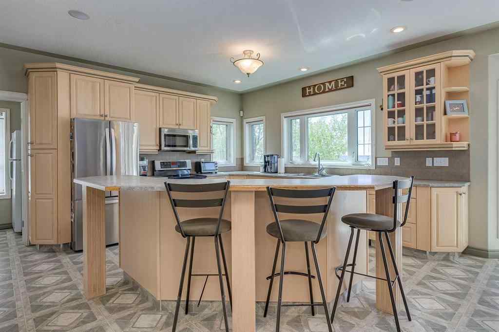 MLS® A2222165 - 39145 HWY 20 Highway  in NONE Sylvan Lake, Commercial