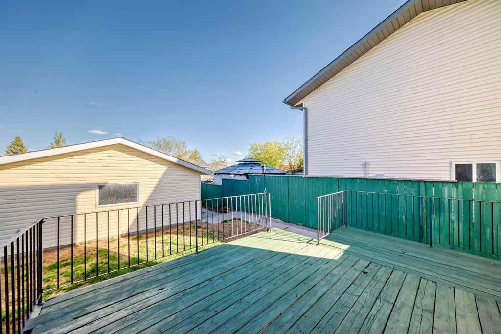 MLS® A2222170 - 112 Covington Rise NE in Coventry Hills Calgary, Residential