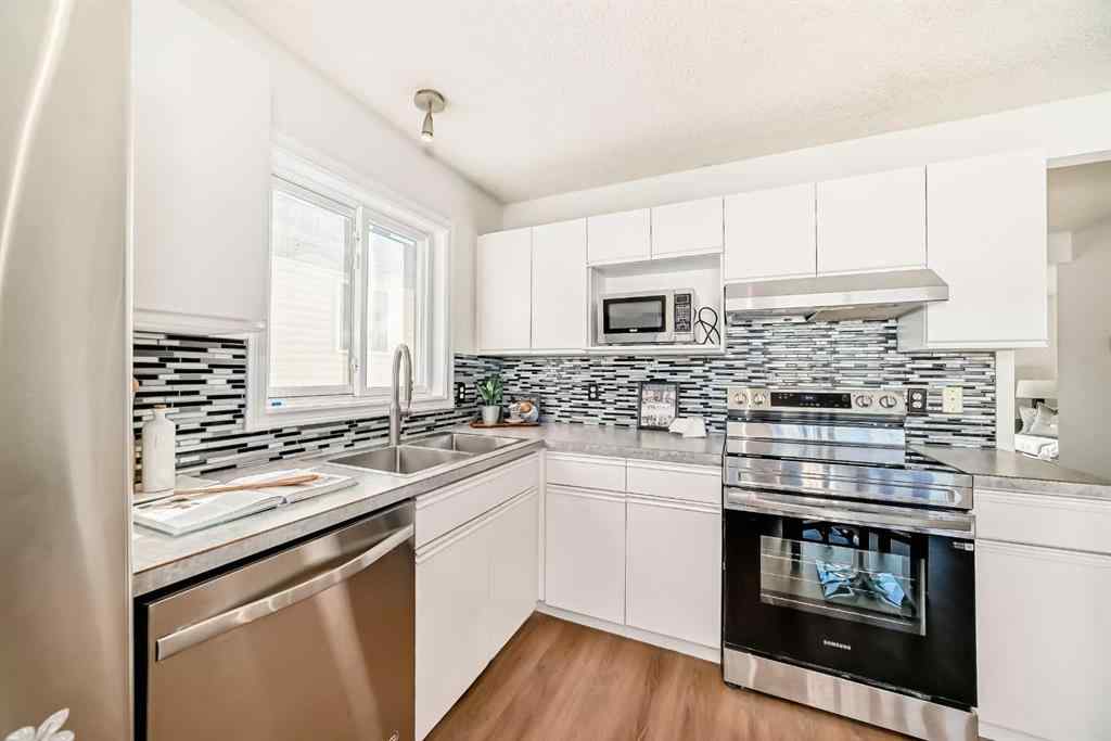MLS® A2222170 - 112 Covington Rise NE in Coventry Hills Calgary, Residential
