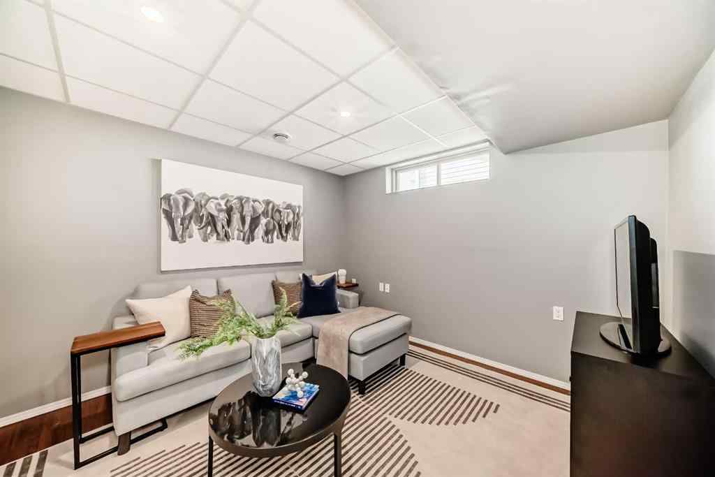 MLS® A2222170 - 112 Covington Rise NE in Coventry Hills Calgary, Residential