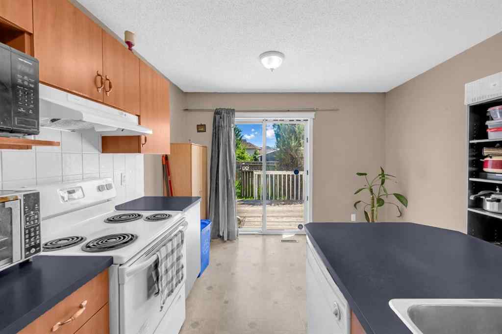 MLS® A2222185 - 6 Saddlemont Way NE in Saddle Ridge Calgary, Residential