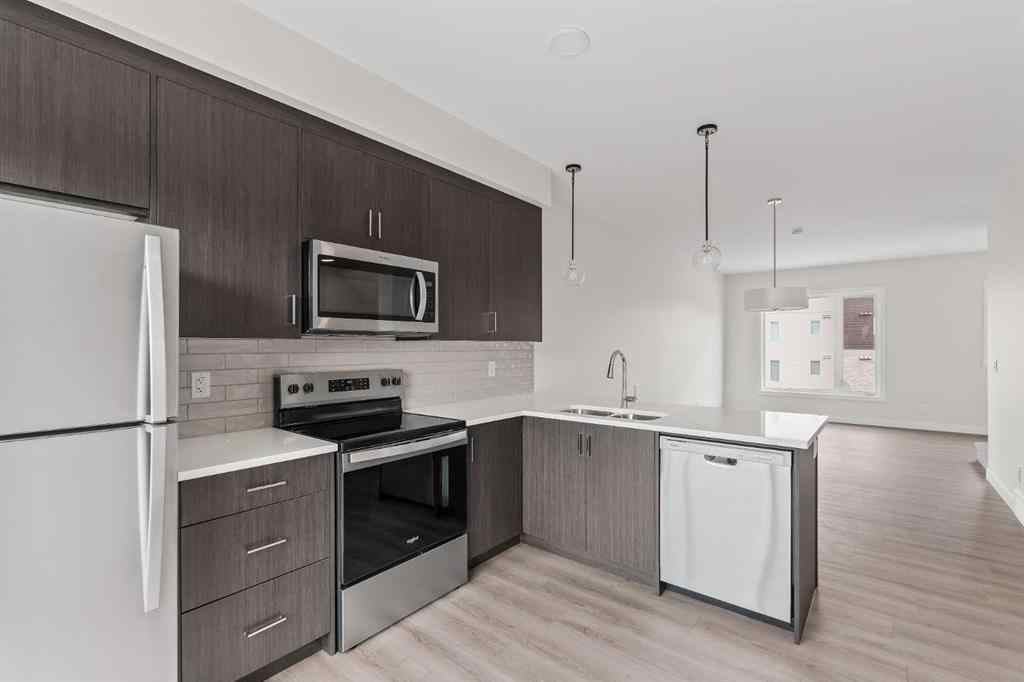 MLS® A2222190 - 515 Shawnee Square SW in Shawnee Slopes Calgary, Residential