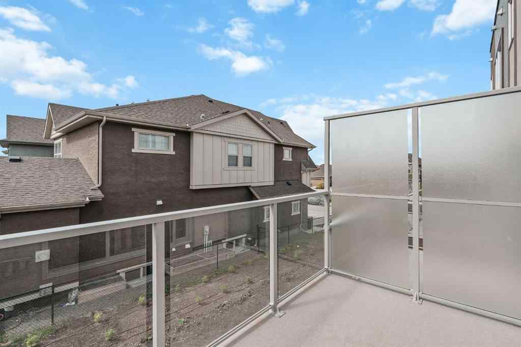 MLS® A2222190 - 515 Shawnee Square SW in Shawnee Slopes Calgary, Residential