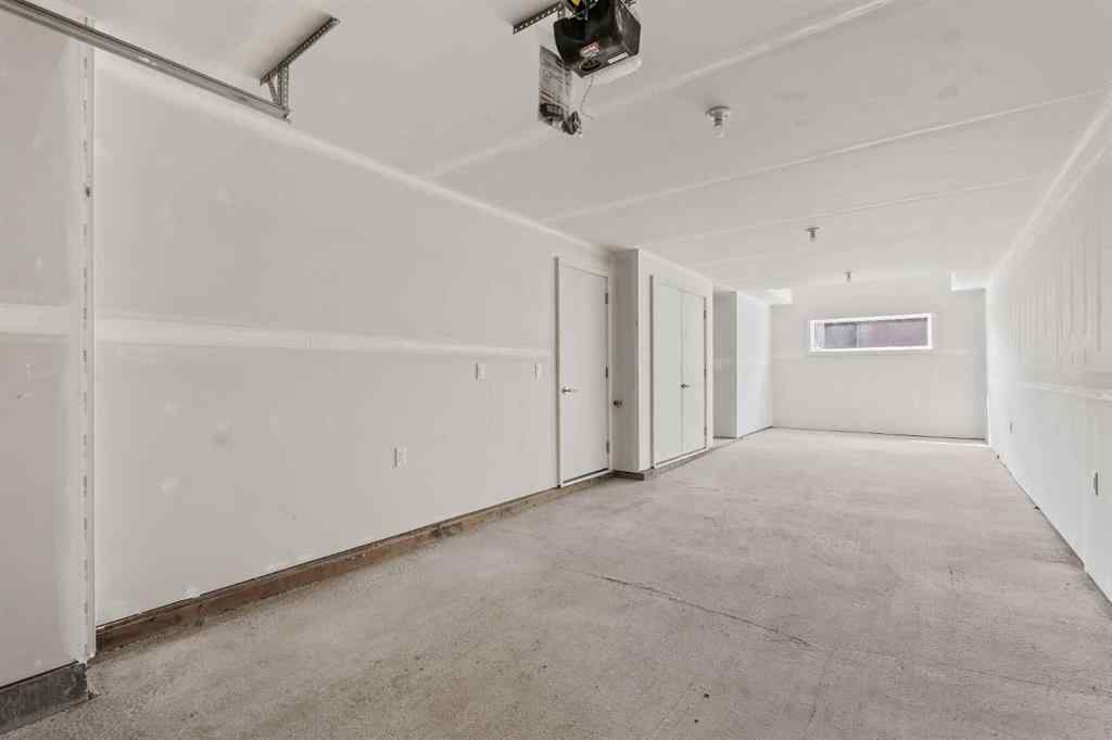 MLS® A2222190 - 515 Shawnee Square SW in Shawnee Slopes Calgary, Residential