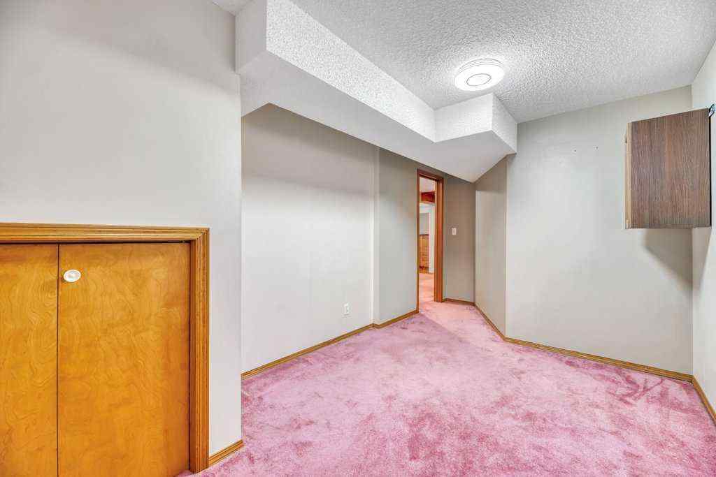 MLS® A2222216 - 41 Millbank Bay SW in Millrise Calgary, Residential