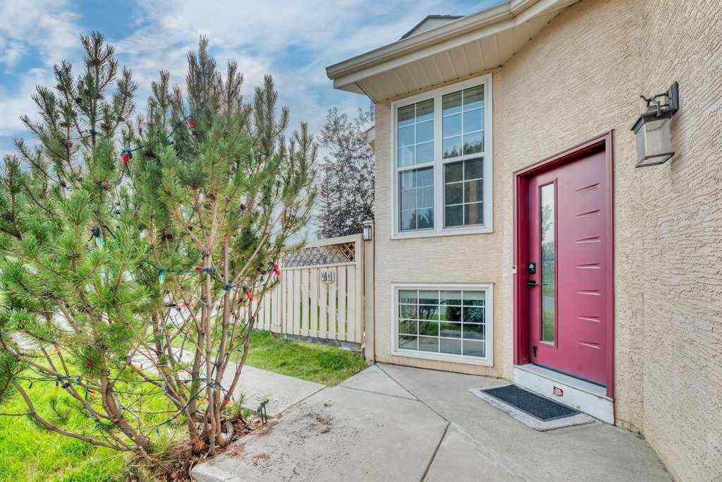 MLS® A2222216 - 41 Millbank Bay SW in Millrise Calgary, Residential
